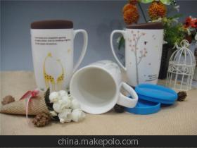 【廠家直銷 日用陶瓷杯具 創(chuàng)意大號健康杯配硅膠蓋防摩】價格,廠家,圖片,杯子,周雄深-